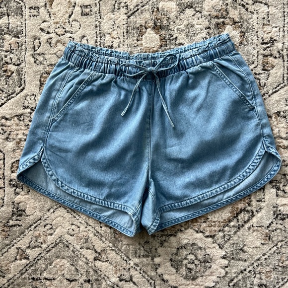 American Eagle Comfy Vacay Short Size Small - Picture 3 of 5